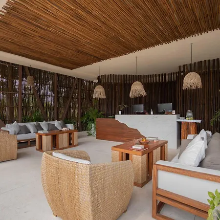 Tulum Penthouse Oasis: Rooftop Pool & Luxury Stay Exterior photo