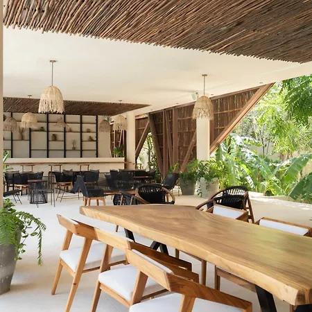 Tulum Penthouse Oasis: Rooftop Pool & Luxury Stay Exterior photo