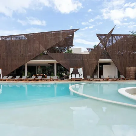 Tulum Penthouse Oasis: Rooftop Pool & Luxury Stay Exterior photo