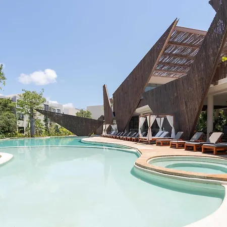 Tulum Penthouse Oasis: Rooftop Pool & Luxury Stay Exterior photo